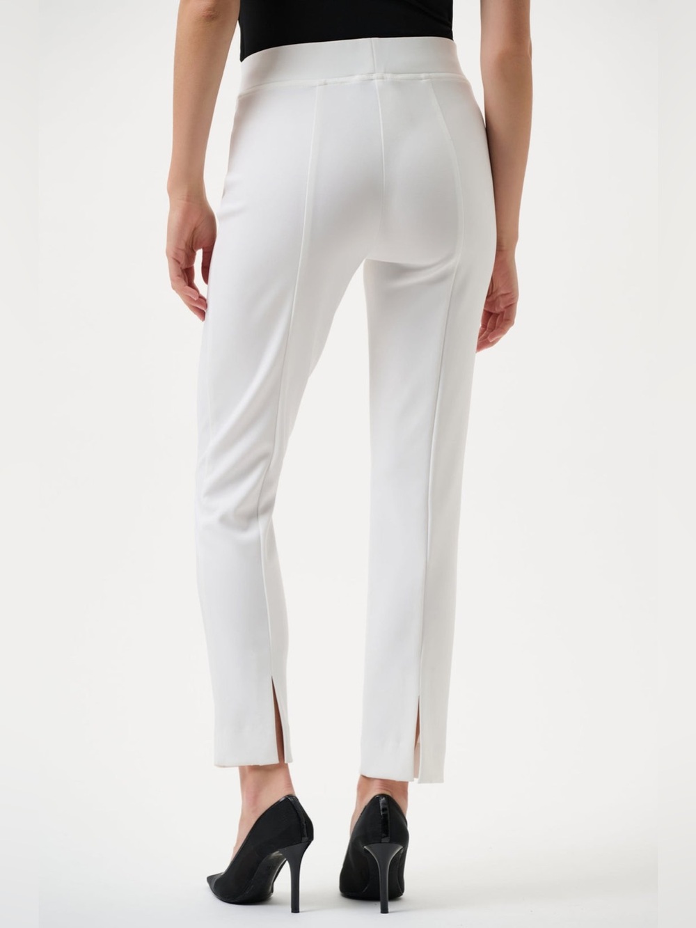 NWOT JOSEPH RIBKOFF Classic Straight Pants - Vanilla